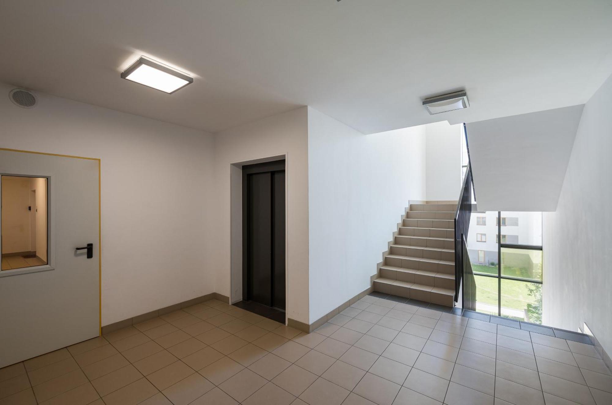 Wola Jana Kazimierza Chic Apartment Warszawa Exteriör bild
